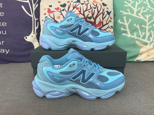 New Balance Light Blue Chunky Sneakers